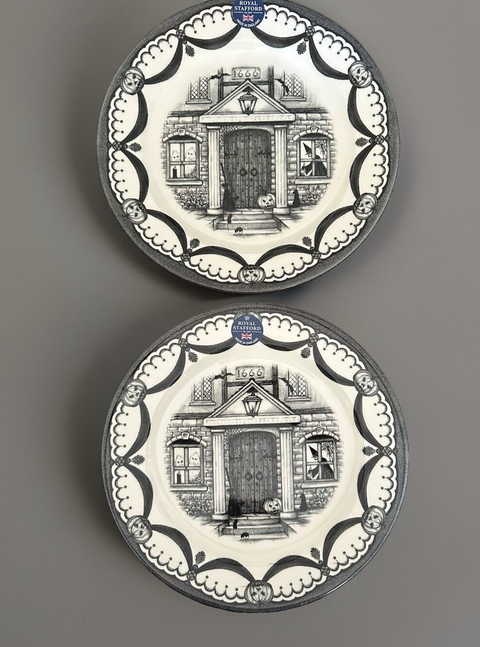 2 Royal Stafford Halloween Spookyville Haunted Home 11” Dinner Plates New w/ Tag